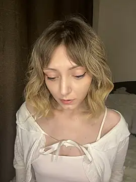 Leecey online show from 29, 4, 2026