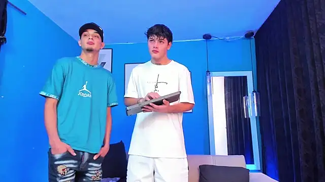 Snapshot of KingOfHeavens_2 chatting on 15, 2, 2026 KingOfHeavens 2 online show from 15, 2, 2026