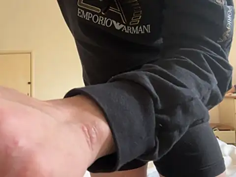 Snapshot of malcolm2334 chatting on 4, 4, 2026 malcolm2334 online show from 4, 4, 2026