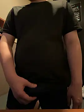 yuuuuusuke00 online show from 5, 2, 2026