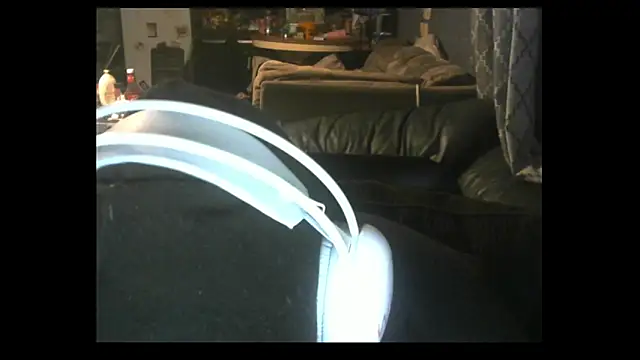 Snapshot of spooky425hd chatting on 4, 5, 2026 spooky425hd online show from 4, 5, 2026