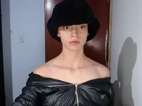 Snapshot of Brenda_Tina699 chatting on 11, 2, 2026 Brenda Tina699 online show from 11, 2, 2026