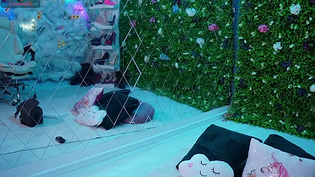 Baby nico online show from 10, 2, 2026