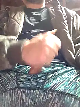 Snapshot of KrazyNutz420 chatting on 11, 2, 2026 KrazyNutz420 online show from 11, 2, 2026