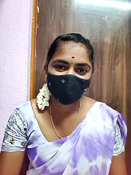 Snapshot of Tamil_Hot_Shana chatting on 4, 4, 2026 Tamil Hot Shana online show from 4, 4, 2026