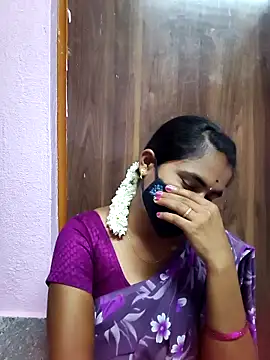 Snapshot of Tamil_Hot_Shana chatting on 12, 4, 2026 Tamil Hot Shana online show from 12, 4, 2026