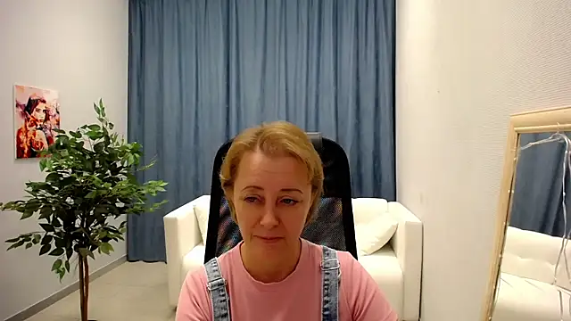 MONA W online show from 27, 5, 2026