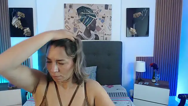milfsecret69 online show from 15, 5, 2026