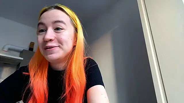 Snapshot of EmilyHein chatting on 15, 2, 2026 EmilyHein online show from 15, 2, 2026