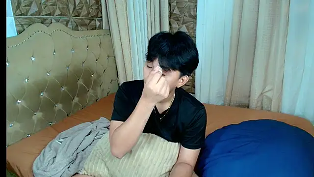 Snapshot of xlovercutietwink chatting on 10, 2, 2026 xlovercutietwink online show from 10, 2, 2026