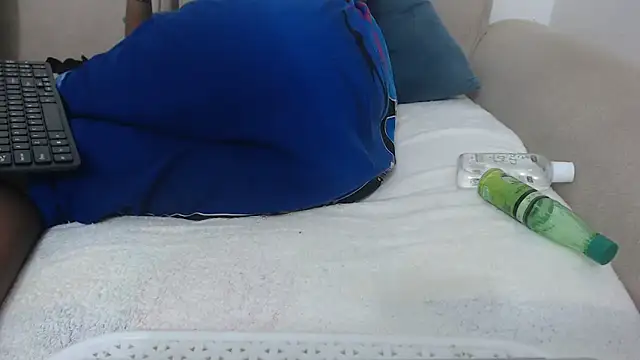 Florah23 online show from 3, 4, 2026