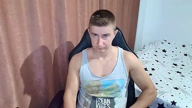 Snapshot of TodMusclePower9 chatting on 5, 2, 2026 TodMusclePower9 online show from 5, 2, 2026