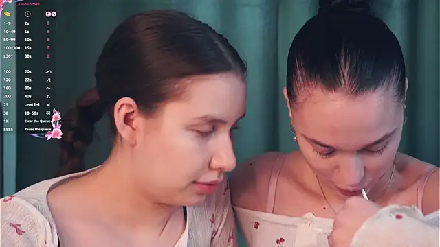 ZofiaSoshnik online show from 2, 4, 2026