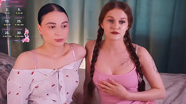 ZofiaSoshnik online show from 16, 4, 2026