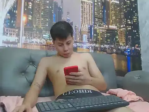 santiago xxxcol online show from 10, 4, 2026