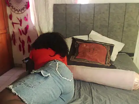 karlaebony online show from 14, 2, 2026