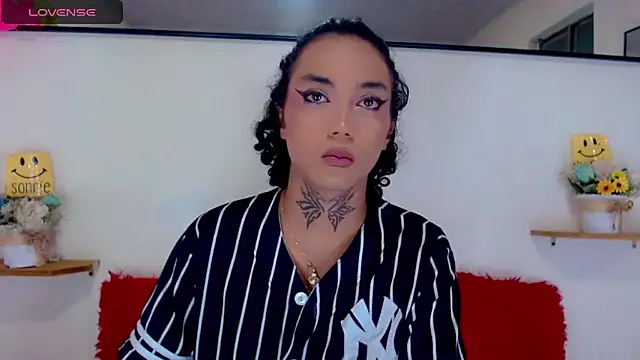 Snapshot of Darianna_Atehortua chatting on 7, 2, 2026 Darianna Atehortua online show from 7, 2, 2026