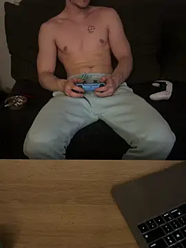 Lucas328706 online show from 20, 5, 2026