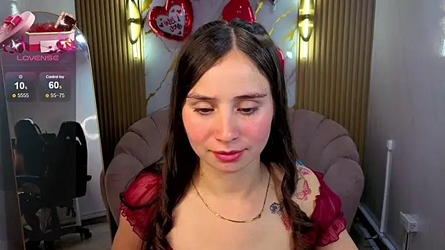 Snapshot of Ariana18_b chatting on 21, 2, 2026 Ariana18 b online show from 21, 2, 2026