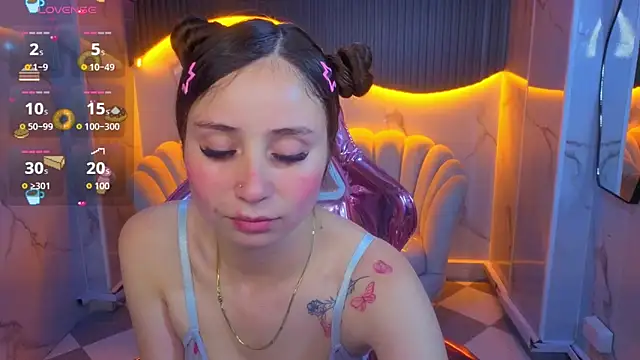 Snapshot of Ariana18_b chatting on 6, 6, 2026 Ariana18 b online show from 6, 6, 2026