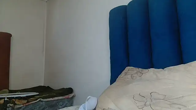 Snapshot of SexyyMandy chatting on 3, 7, 2026 SexyyMandy online show from 3, 7, 2026
