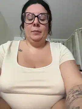 JasmineGlow7 online show from 26, 4, 2026