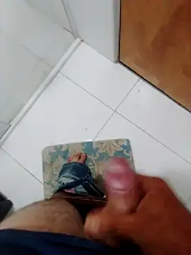 Snapshot of pau-de-ourod chatting on 11, 4, 2026 pau-de-ourod online show from 11, 4, 2026