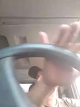 Snapshot of pau-de-ourod chatting on 12, 4, 2026 pau-de-ourod online show from 12, 4, 2026