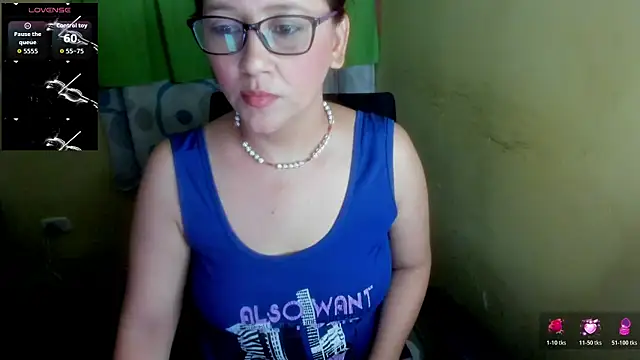 Snapshot of LuciaMiilf chatting on 22, 6, 2026 LuciaMiilf online show from 22, 6, 2026