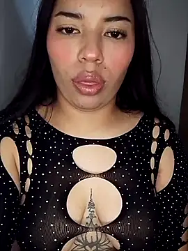 Scarlet Luxe online show from 7, 2, 2026