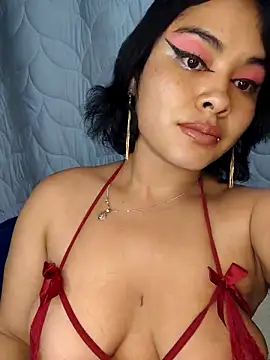 zoe love18 online show from 16, 4, 2026