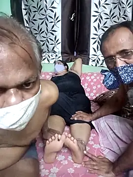 Snapshot of HoneyHush chatting on 28, 2, 2026 HoneyHush online show from 28, 2, 2026