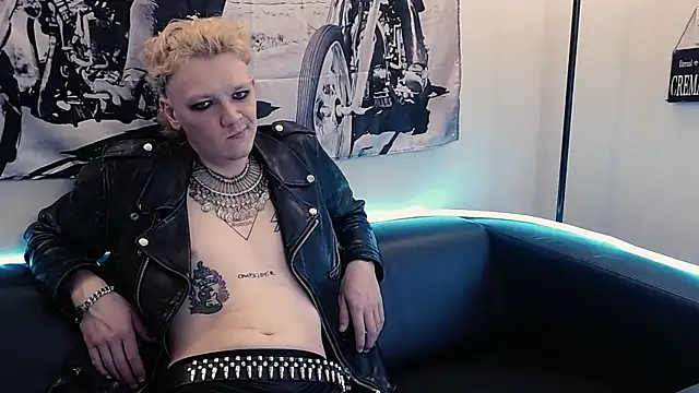 Snapshot of DadWizard chatting on 6, 2, 2026 DadWizard online show from 6, 2, 2026