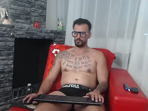 Snapshot of RyanxCole chatting on 23, 6, 2026 RyanxCole online show from 23, 6, 2026