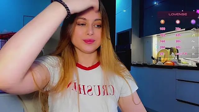 Snapshot of Alice_Wanderr chatting on 18, 5, 2026 Alice Wanderr online show from 18, 5, 2026