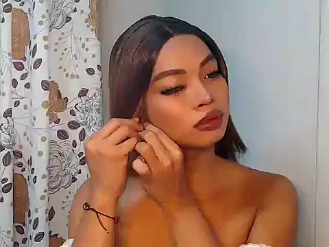 Snapshot of girlyteengrl chatting on 7, 3, 2026 girlyteengrl online show from 7, 3, 2026