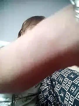 cute-hiphop online show from 22, 6, 2026