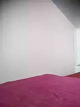cute-hiphop online show from 9, 7, 2026