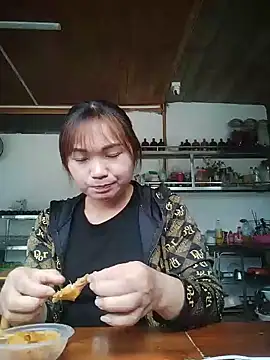 cute-hiphop online show from 2, 8, 2026