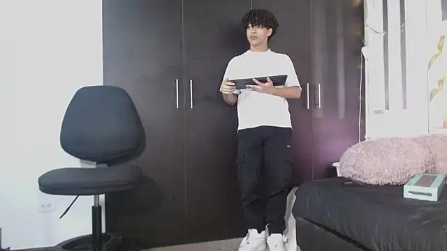 Snapshot of ian_smith_ chatting on 18, 2, 2026 ian smith online show from 18, 2, 2026