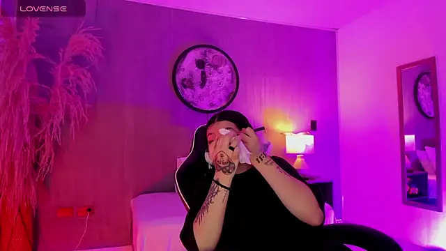 charlottee27  online show from 29, 5, 2026