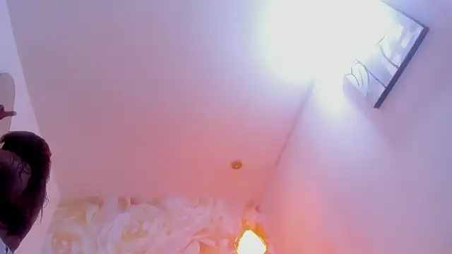 nylaroyale cr online show from 8, 2, 2026