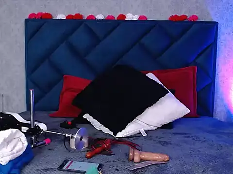 Lia tomson online show from 17, 2, 2026