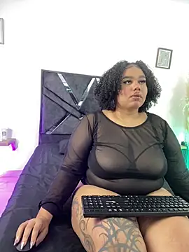 Snapshot of AlahiaFrequency chatting on 1, 2, 2026 AlahiaFrequency online show from 1, 2, 2026