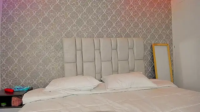 valeriesaint online show from 12, 3, 2026