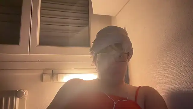 Snapshot of Alexxia667 chatting on 1, 2, 2026 Alexxia667 online show from 1, 2, 2026