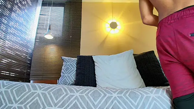 Damon Salvarote S online show from 28, 2, 2026