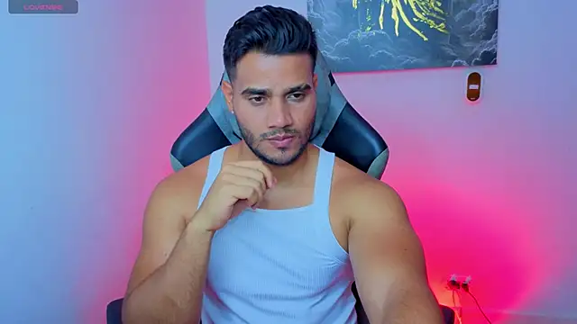 Snapshot of AndresRodriguez1 chatting on 5, 6, 2026 AndresRodriguez1 online show from 5, 6, 2026