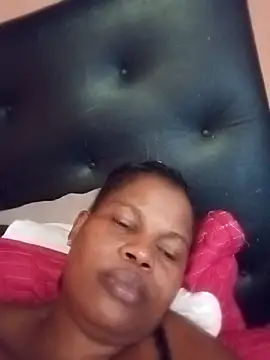 Sexyleonx online show from 9, 3, 2026