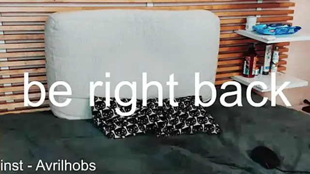 AvrilHobbs online show from 11, 4, 2026